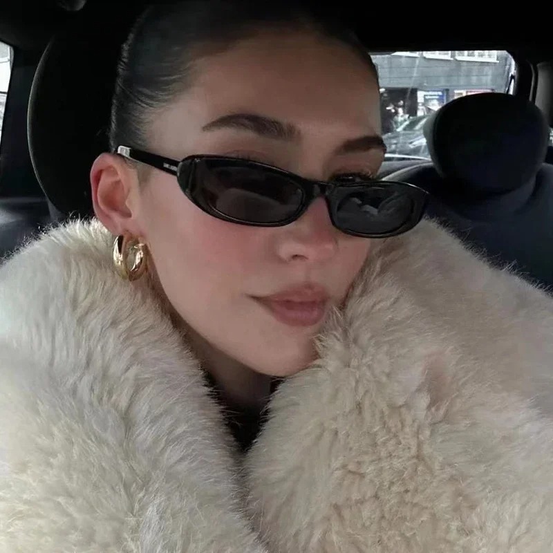 Street Fashion Glasses - Yeni Retro Oval Çerçeveli Güneş Gözlüğü